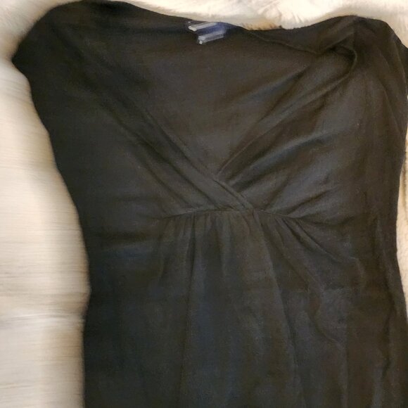 Gap Black low cut V Neck, Empire waist Tee - Size L - Picture 2 of 3
